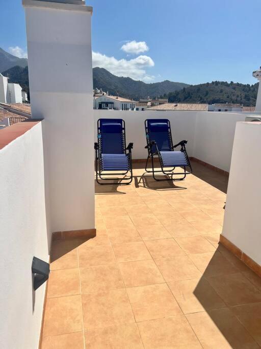 Atico Con Increibles Vistas A Las Montanas Y Mar Frigiliana Exteriér fotografie